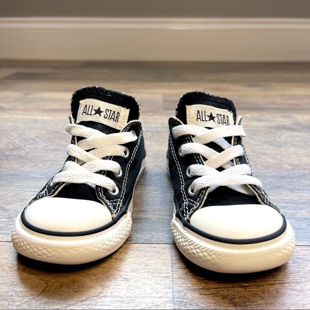 Infant Converse - Picture 4 of 12